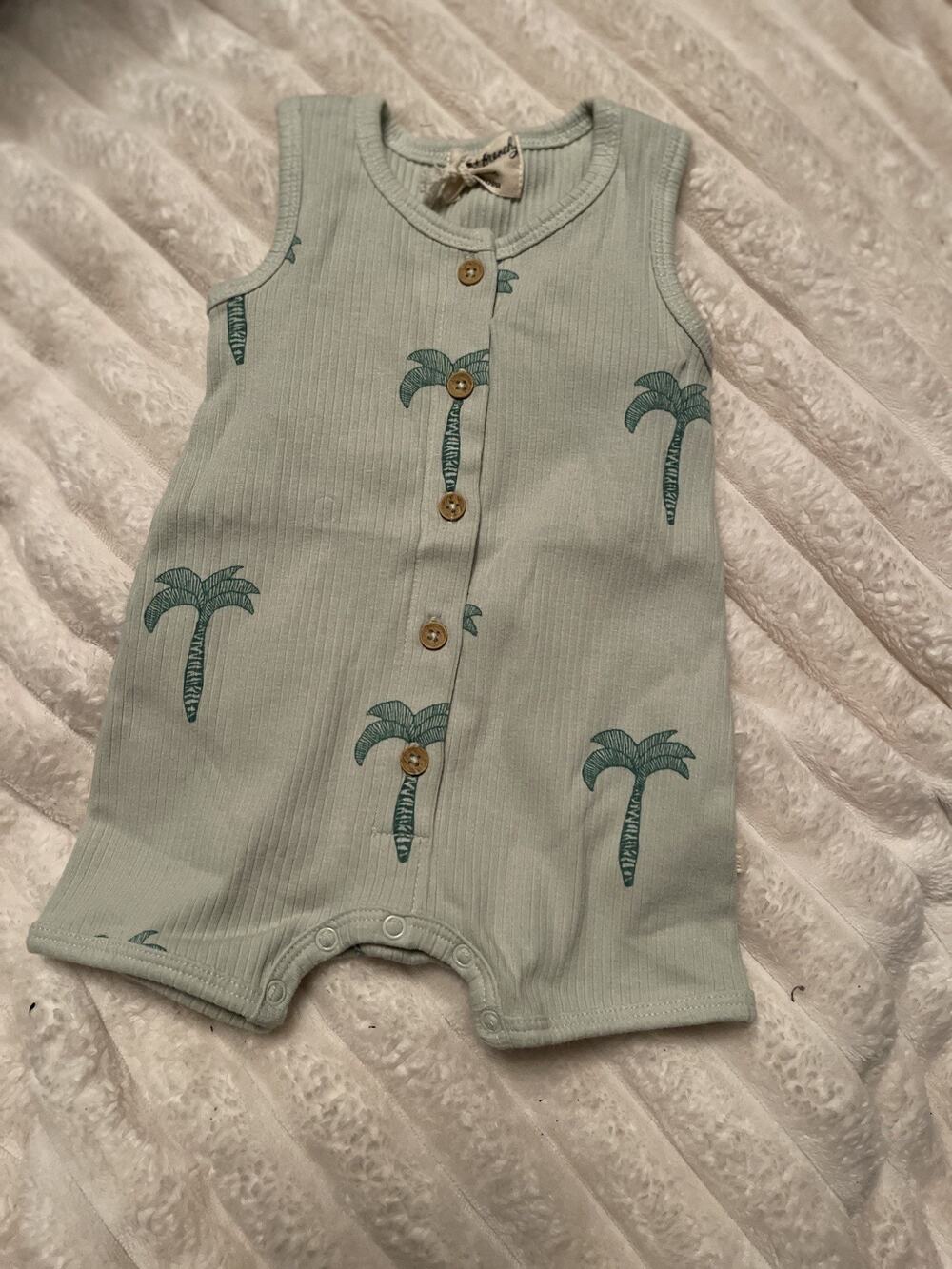 Wilson + Frenchy Palm Tree Organic Rib Growsuit NWT 0-3M